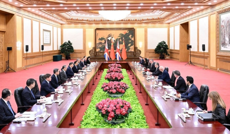 İngiltere Başbakanı Starmer’dan 8 Yıl Sonra İlk Çin Ziyareti: “Devasa Fırsatlar Var”