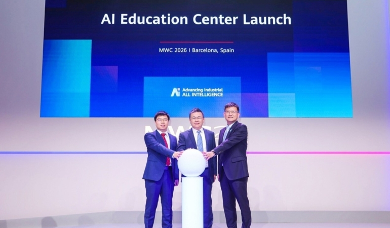 Huawei, MWC 2026’da Temel Eğitime Yönelik Yapay Zeka Eğitim Merkezi (AIEC) Çözümünü Tanıttı