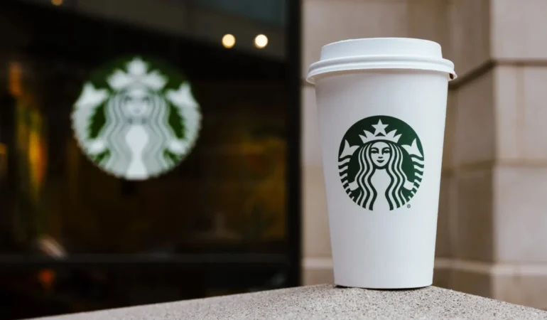 Starbucks Kuzey Amerika Genelinde Performansı Düşük Yaklaşık 250 Şubesini Kapatıyor