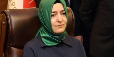 Fon skandalı sonrası istifa eden Fatma Betül Sayan Kaya'nın izleri AKP'den siliniyor