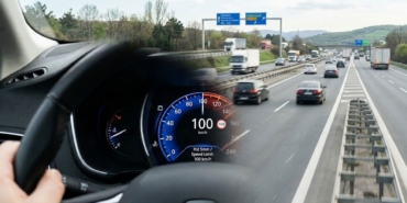 Avrupa Otoyollarında 100 Kilometre Hız Sınırı Önerisi Yeni Bir Tartışma Başlattı