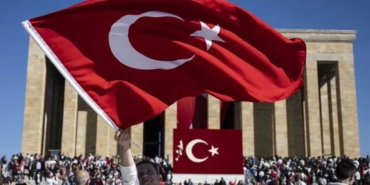 2026 Cumhuriyet Bayramı Tatilinde 28 Ekim Saat 13.00 İtibarıyla Mesai Duruyor