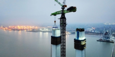 Yangtze Nehri Üzerindeki Yeni Köprü Bölgesel Ulaşımı ve Küresel Rekorları Değiştirecek