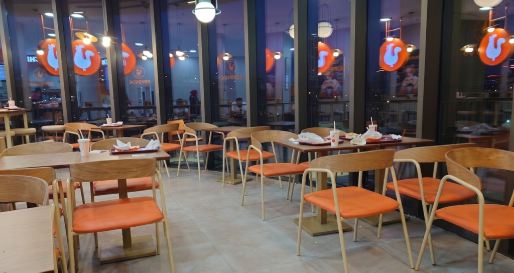 Popeyes İşletmecisi Sailormen Bölgesel Ağını Küçülterek İflastan Çıkış Planında Uzlaştı