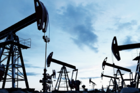 Küresel piyasalarda tırmanan Orta Doğu gerilimiyle Brent petrol 115 dolar eşiğini aştı